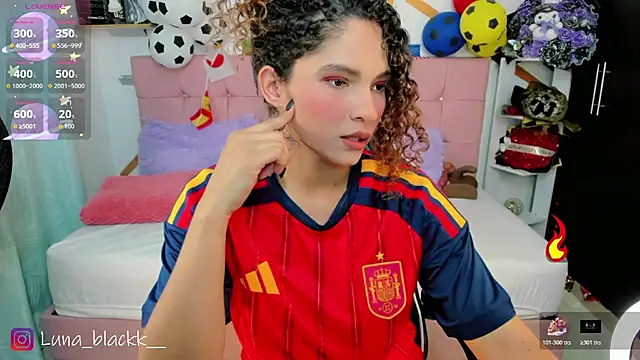 Luna blackk online show from July 2026 08:11:02 PM