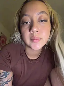 Becca Johnson u online show from January 2026 02:28:02 AM