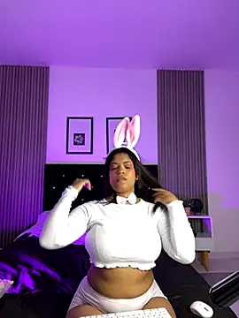 ashlycarteer online show from October 2025 07:01:02 PM