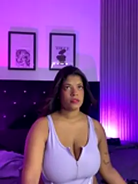 ashlycarteer online show from December 2025 06:59:01 PM