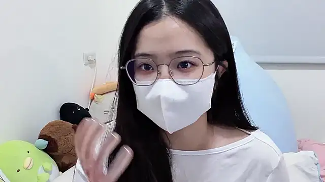 LHeart online show from May 2026 02:11:01 PM