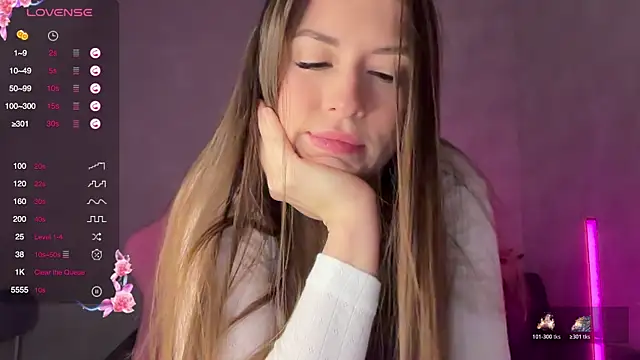 StacyWells online show from November 2025 01:37:02 AM