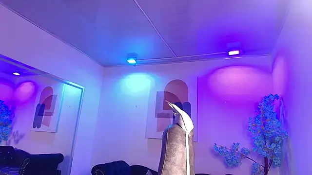 Ritsuka berry online show from October 2025 03:04:01 AM