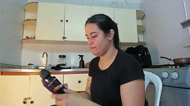 GreciaFox1 online show from March 2026 12:19:01 PM