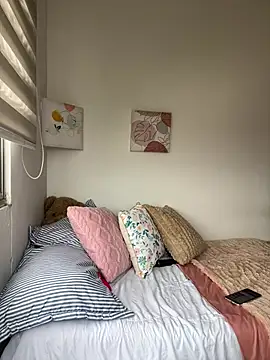 Nova Gabriela online show from March 2026 02:57:02 PM