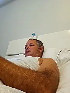 Snapshot of cubanitofeliz40 chatting on October 2025 09:00:02 PM cubanitofeliz40 online show from October 2025 09:00:02 PM