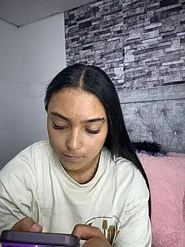 nicolexxaleja online show from January 2026 04:09:01 PM