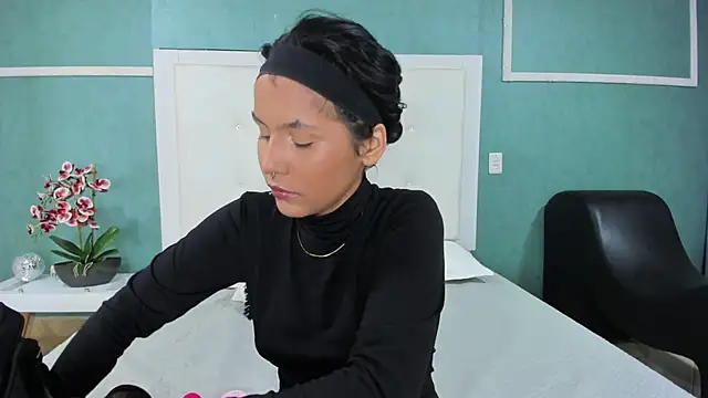 ania gomez online show from November 2025 01:34:02 PM