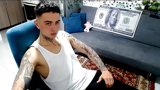 Snapshot of santii_ss chatting on February 2026 03:39:02 PM santii ss online show from February 2026 03:39:02 PM