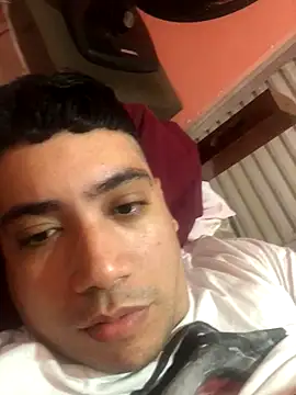 Snapshot of Paulo199117 chatting on October 2025 02:37:02 AM Paulo199117 online show from October 2025 02:37:02 AM