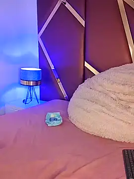 RominaaReyes online show from September 2025 03:28:01 AM