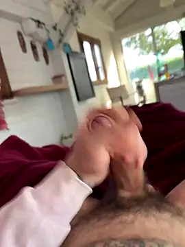 Snapshot of veriteeee_ chatting on October 2025 01:14:01 PM veriteeee  online show from October 2025 01:14:01 PM