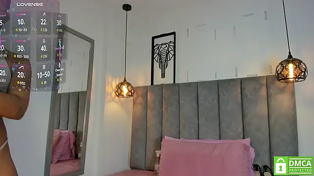 Gia Scott online show from September 2025 11:37:01 AM