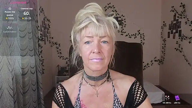 Laura Gol online show from November 2025 06:02:02 AM