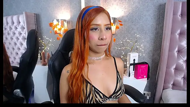 laila stilwiills online show from February 2026 05:24:01 AM