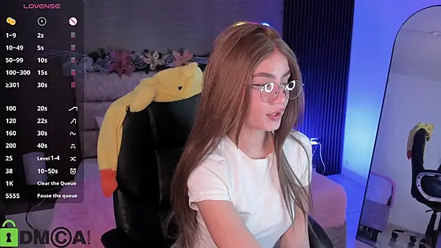 Arinextdoor online show from December 2025 01:21:02 AM