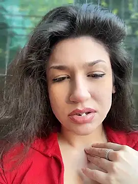 Snapshot of ScarletBloom_ chatting on June 2026 04:27:02 PM ScarletBloom online show from June 2026 04:27:02 PM