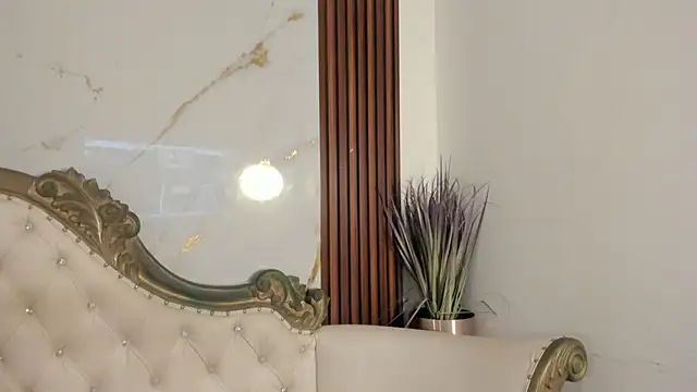 CoralieBronson online show from September 2025 08:00:02 PM