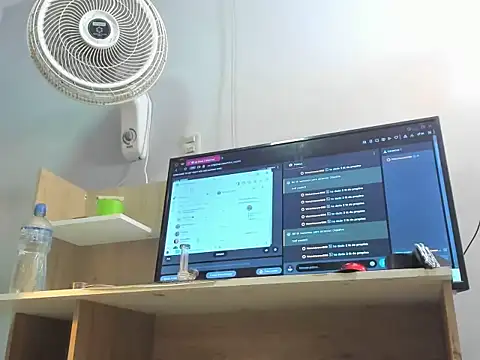 Xfire boy69 online show from February 2026 01:10:02 AM