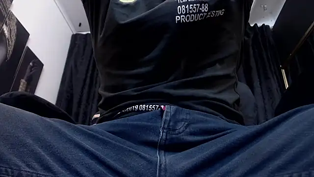 Derek Storm  online show from October 2025 02:53:01 AM