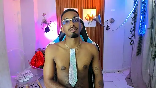 Darwin mayo online show from October 2025 05:36:02 PM