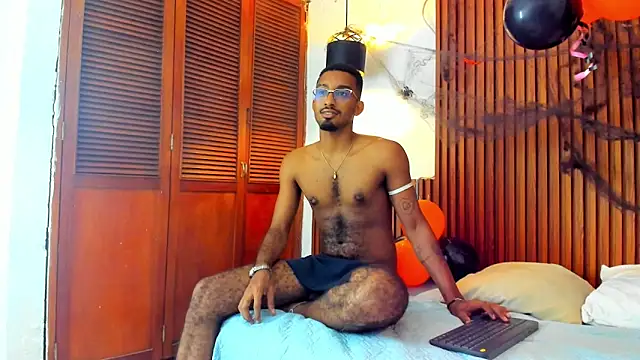 Darwin mayo online show from October 2025 05:25:01 PM