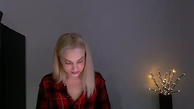 Snapshot of Lia_noo_regrets chatting on July 2026 03:58:02 PM Lia noo regrets online show from July 2026 03:58:02 PM
