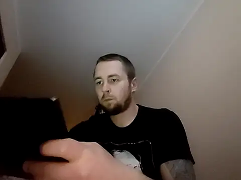 Vladyslav30 online show from March 2026 01:43:02 AM