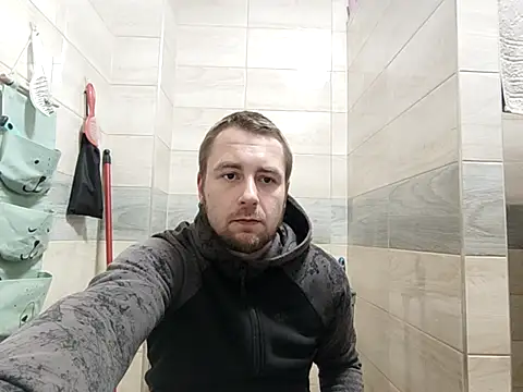 Vladyslav30 online show from March 2026 05:18:01 AM