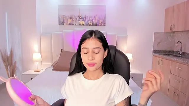 miranda crawfor online show from October 2025 12:39:02 PM