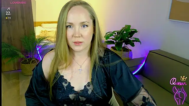 Snapshot of BethSun chatting on June 2026 07:51:02 PM BethSun online show from June 2026 07:51:02 PM