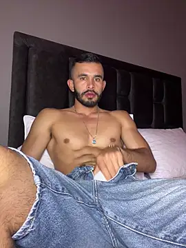 Jacksonfranco online show from April 2026 11:21:01 AM