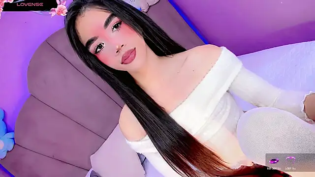 Snapshot of ShantyMillan chatting on June 2026 12:51:02 PM ShantyMillan online show from June 2026 12:51:02 PM
