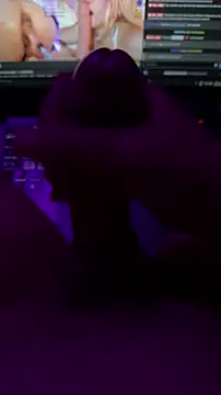 Snapshot of AndyRico18 chatting on December 2025 03:42:01 PM AndyRico18 online show from December 2025 03:42:01 PM