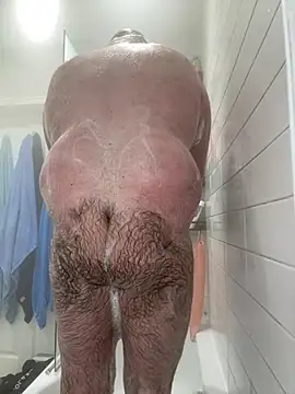 Snapshot of different-strokes chatting on October 2025 04:08:01 PM different-strokes online show from October 2025 04:08:01 PM