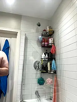 Snapshot of different-strokes chatting on October 2025 04:29:02 PM different-strokes online show from October 2025 04:29:02 PM