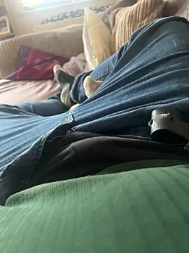 Snapshot of different-strokes chatting on November 2025 01:23:01 PM different-strokes online show from November 2025 01:23:01 PM