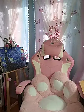 Fuzzy Unicorn online show from April 2026 08:15:01 AM