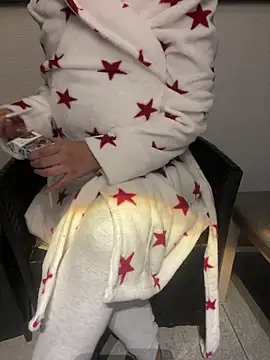 eli5566 online show from October 2025 12:09:02 AM