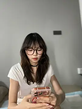 xuannv0000 online show from March 2026 05:07:01 PM