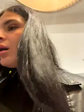 MiraReach online show from October 2025 03:38:01 AM