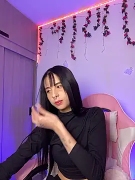 Lia  1 online show from January 2026 01:32:01 AM