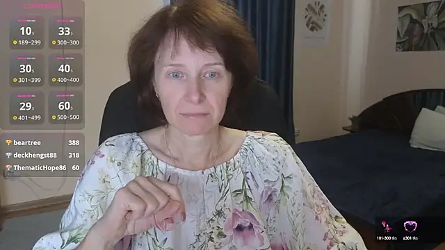 Lia Tito online show from October 2025 06:00:01 AM