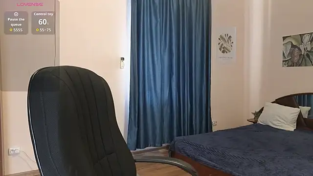 Lia Tito online show from October 2025 05:41:01 AM