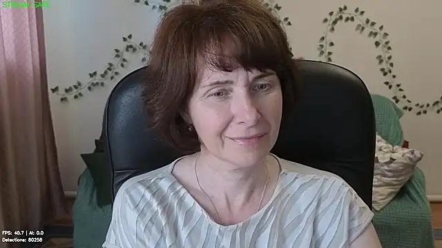 Snapshot of Lia_Tito chatting on June 2026 01:13:01 PM Lia Tito online show from June 2026 01:13:01 PM