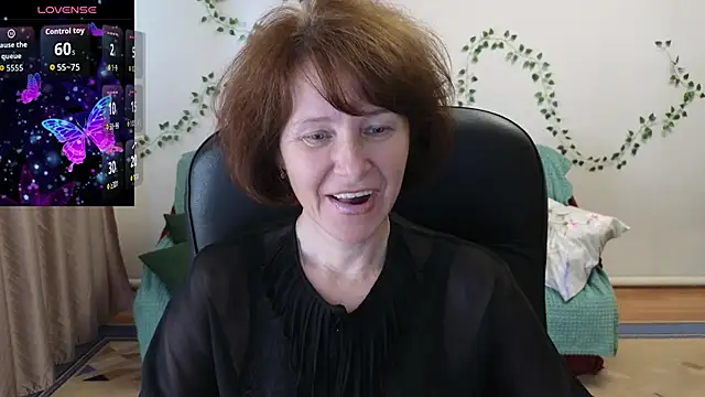 Snapshot of Lia_Tito chatting on July 2026 06:31:01 AM Lia Tito online show from July 2026 06:31:01 AM