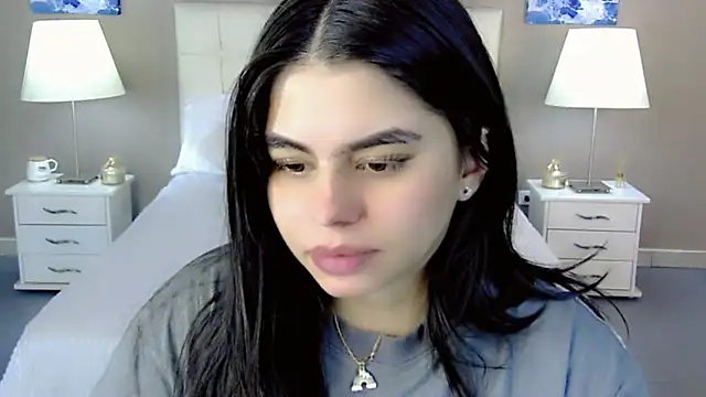 maddissonivanova online show from October 2025 07:22:01 PM