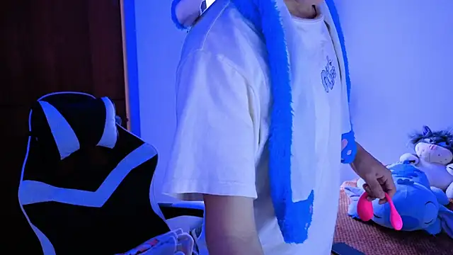 taichi bluy online show from November 2025 07:47:02 PM