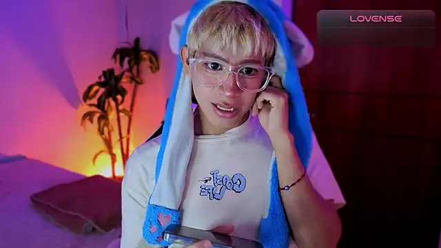 taichi bluy online show from December 2025 07:03:01 AM