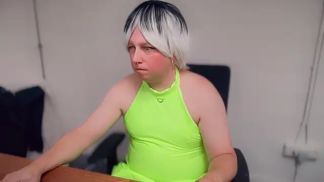 Snapshot of ElizaAndrea chatting on September 2025 03:15:01 PM ElizaAndrea online show from September 2025 03:15:01 PM